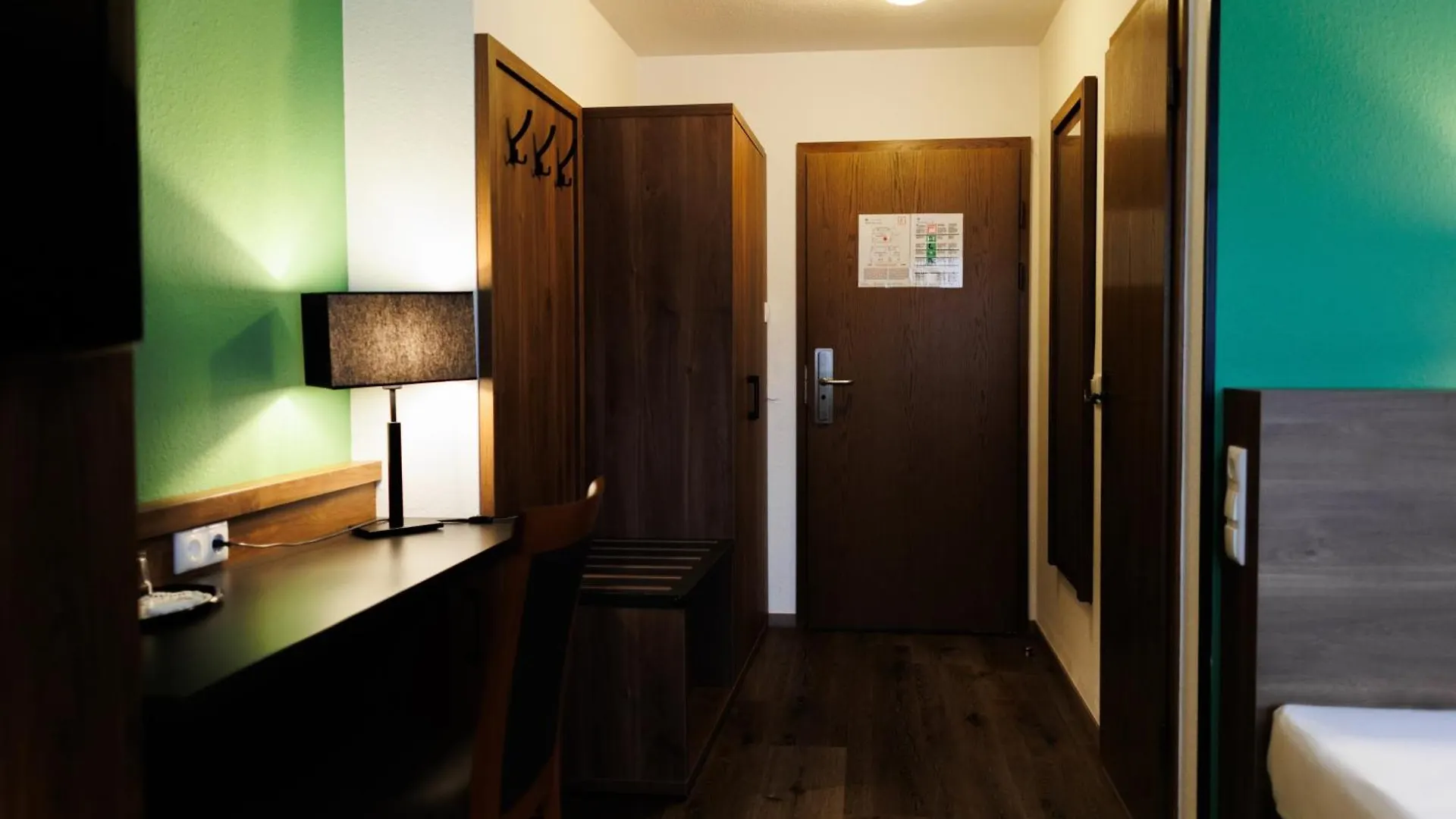 ***  דיסלדורף Bellevue Hotel גרמניה