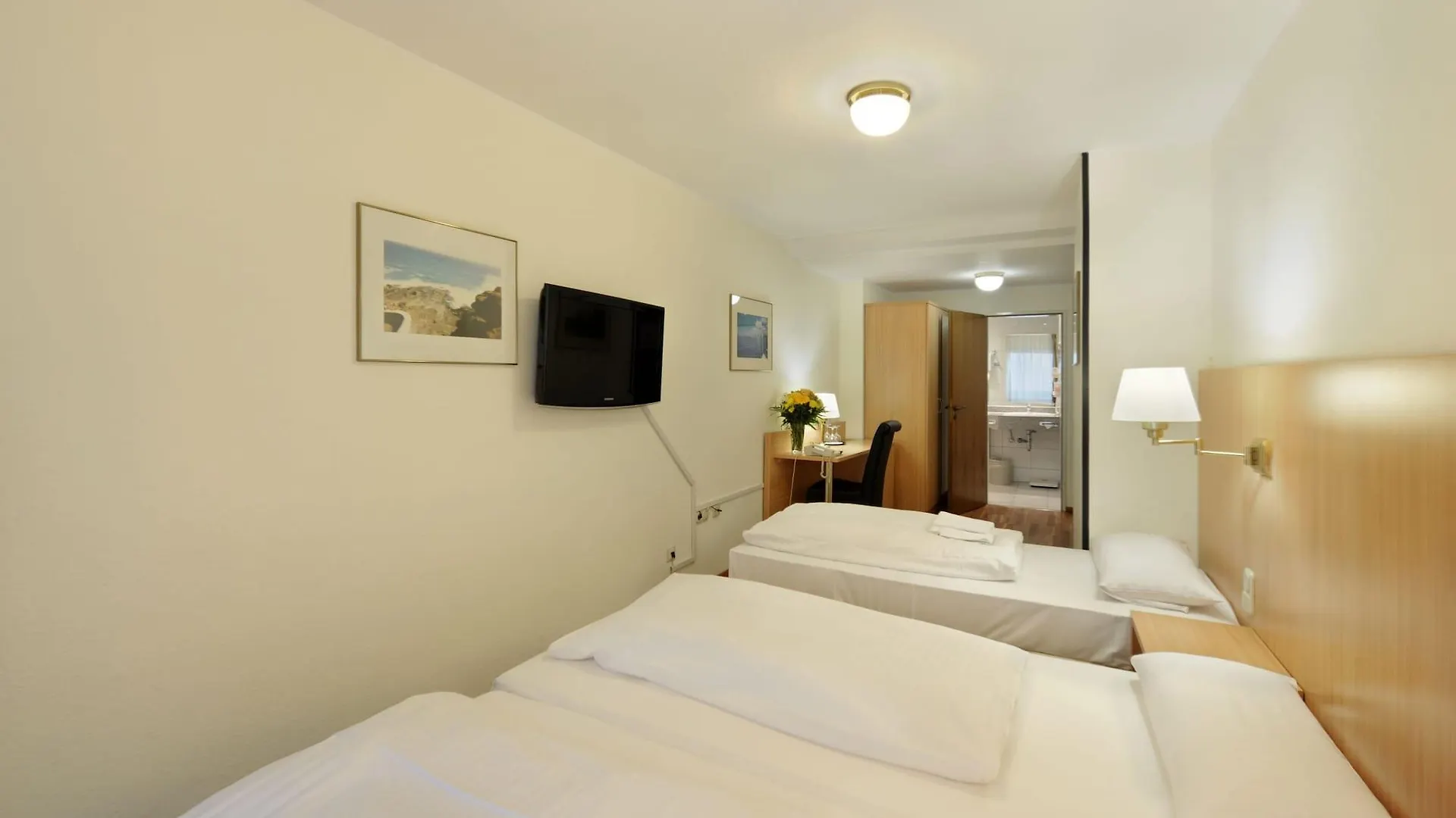 ***  Bellevue Hotel Düsseldorf Tyskland