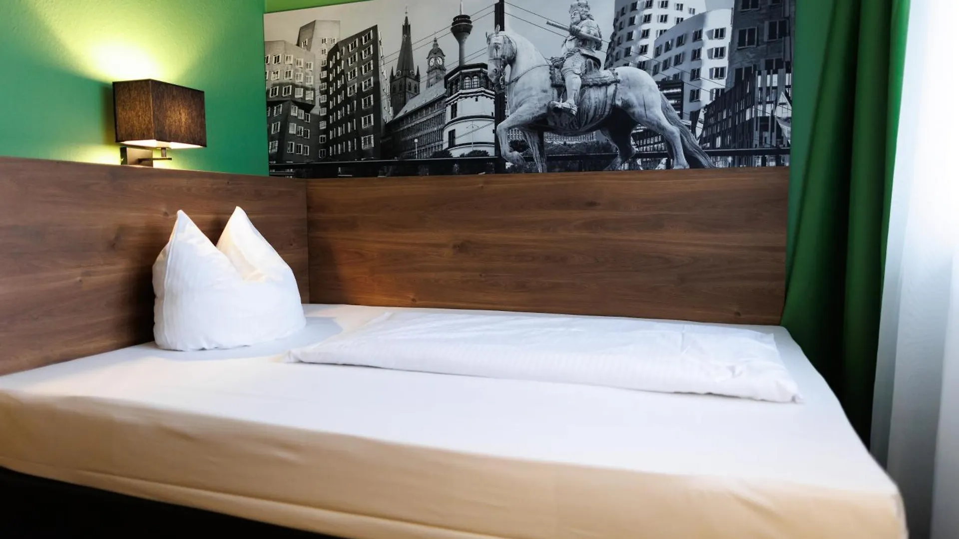 Bellevue Hotel Düsseldorf 3*,